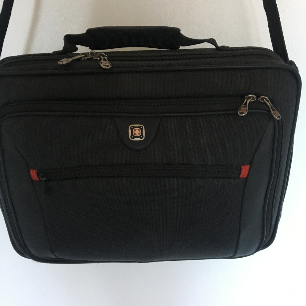 SwissGear Insight Single Gusset Computer Case
